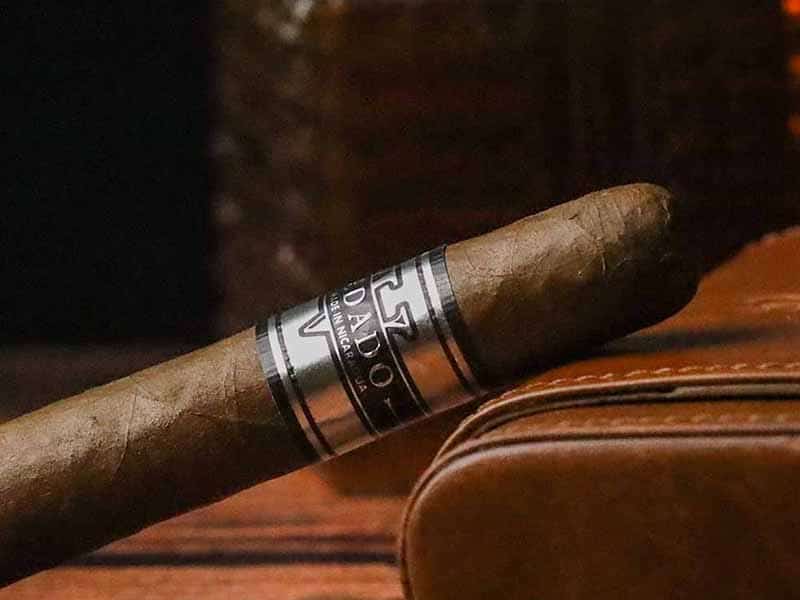 Vedado Classic Corona Cigar For Beginner